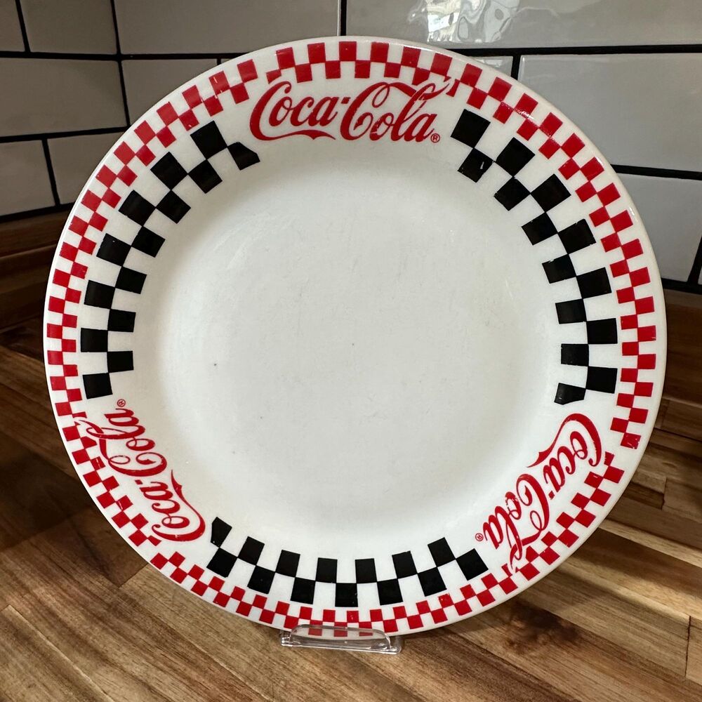 Vintage Nostalgic 1996 Coca Cola 10 1/2” Plate - Gibson - Coke Memorabilia